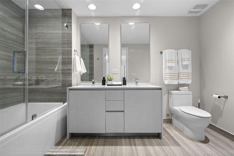 1010 Brickell #1411 image #14