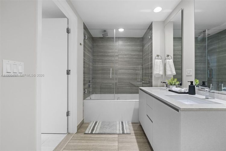 1010 Brickell #1411 image #15