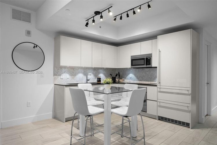 1010 Brickell #1411 image #18