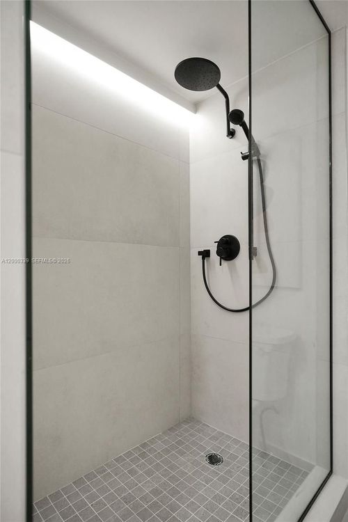 Alexander Towers #808 image #15