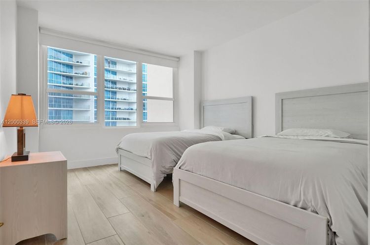 Alexander Towers #808 image #17