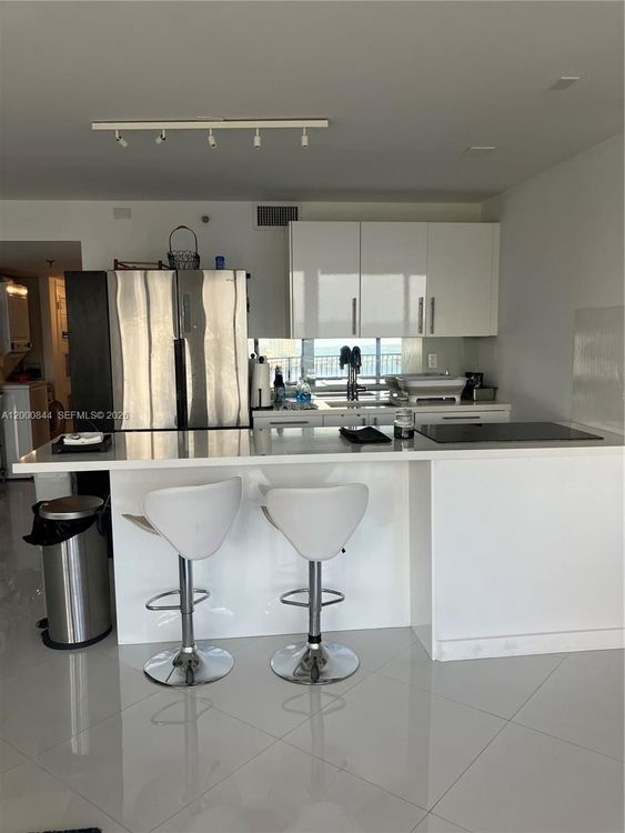 The Venetia #19K image #9