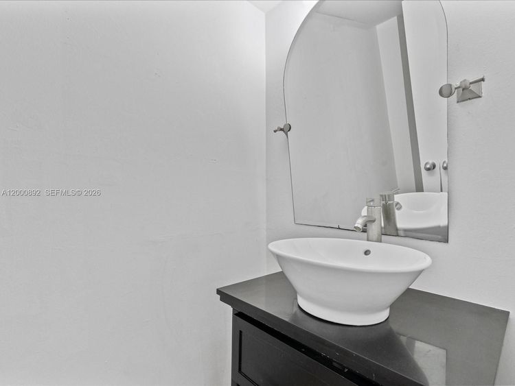 Guildford #308 image #27
