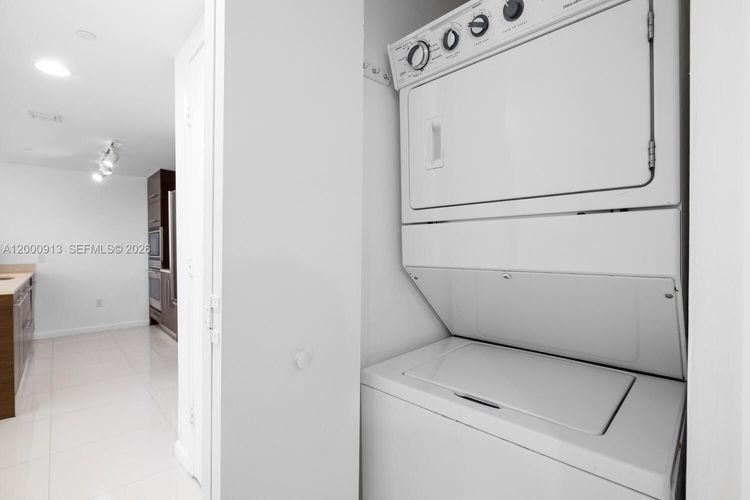 Icon Brickell I #2611 image #16