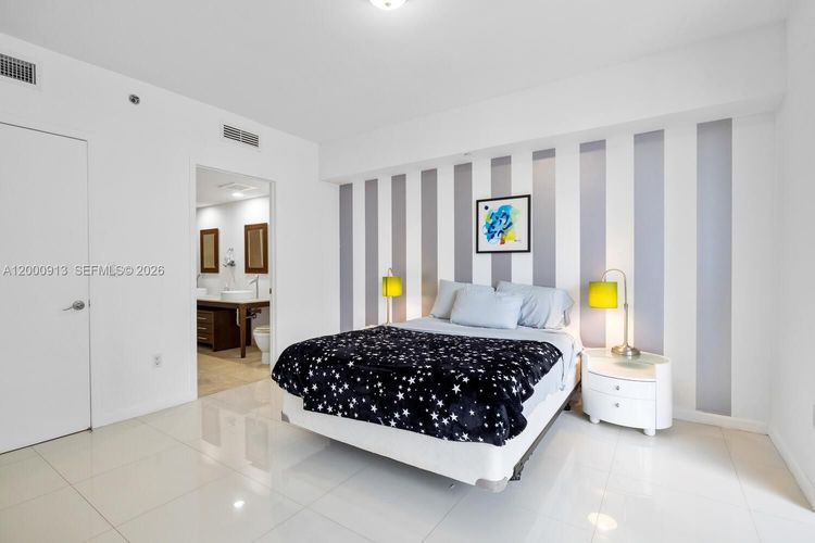 Icon Brickell I #2611 image #18