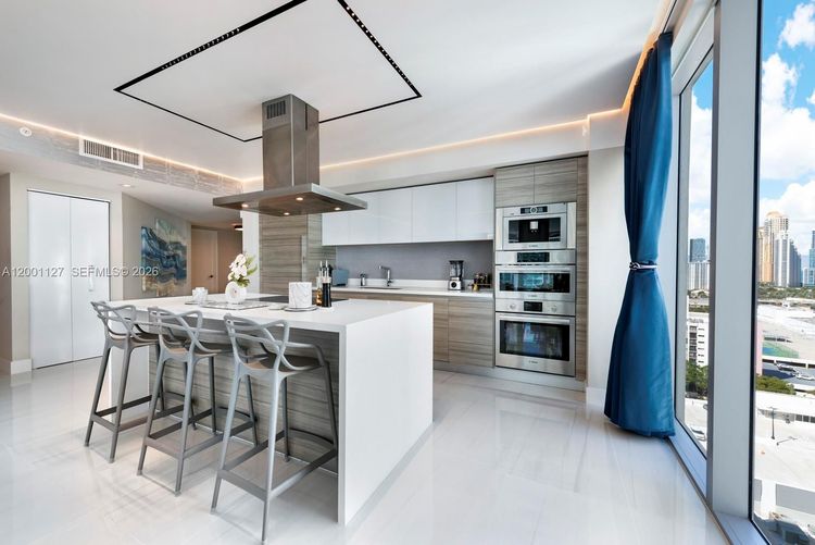 Parque Towers #4-1702 image #21