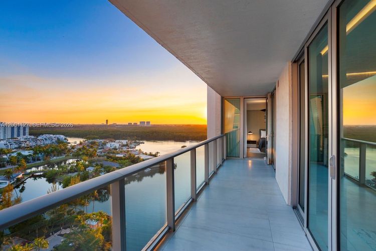 Parque Towers #4-1702 image #43