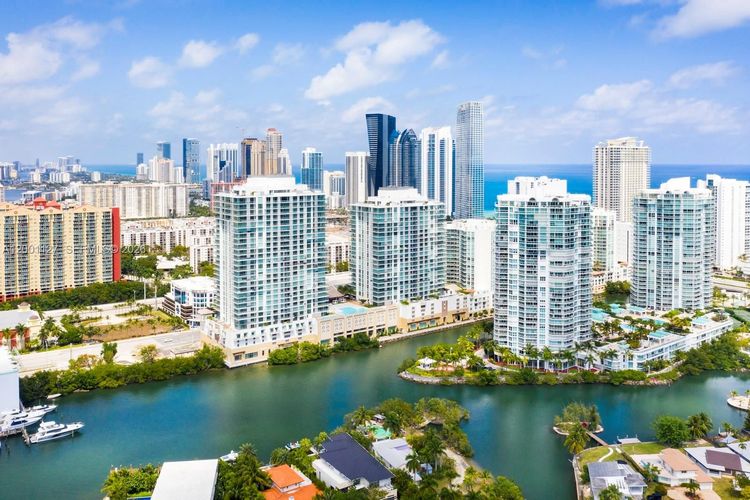 Parque Towers #4-1702 image #68