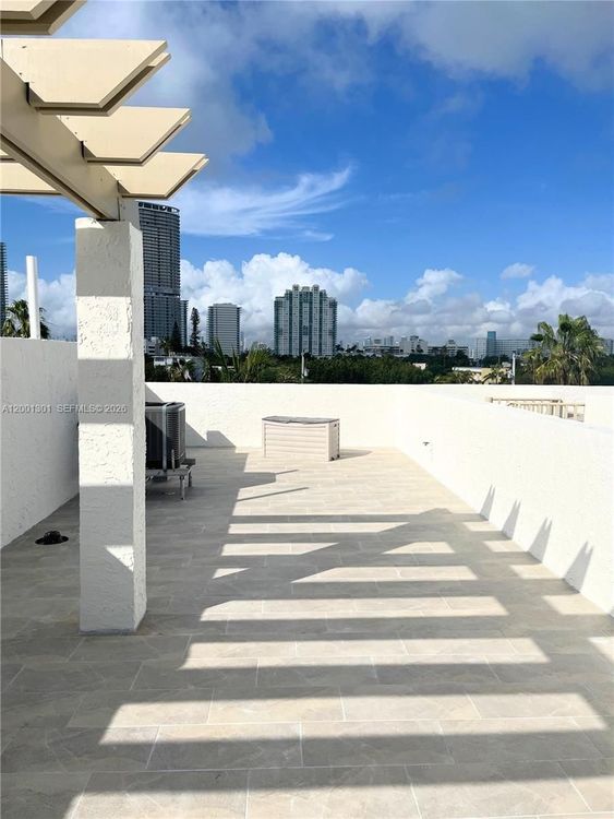 Villas at South Beach #225 image #19
