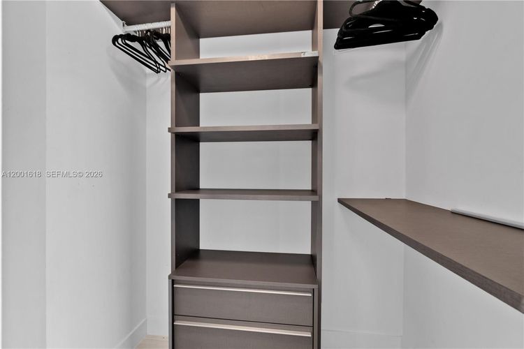 Echo Brickell #1004 image #15