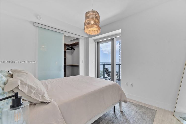 Echo Brickell #1004 image #9