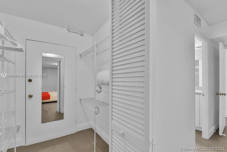 Del Prado South Tower #801 image #17