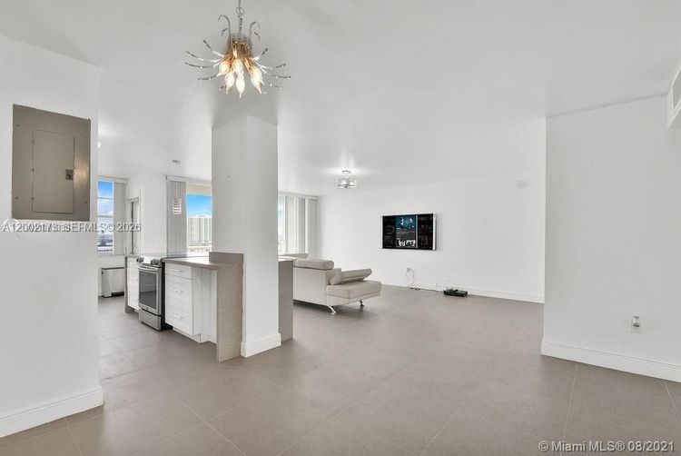 Del Prado South Tower #801 image #25