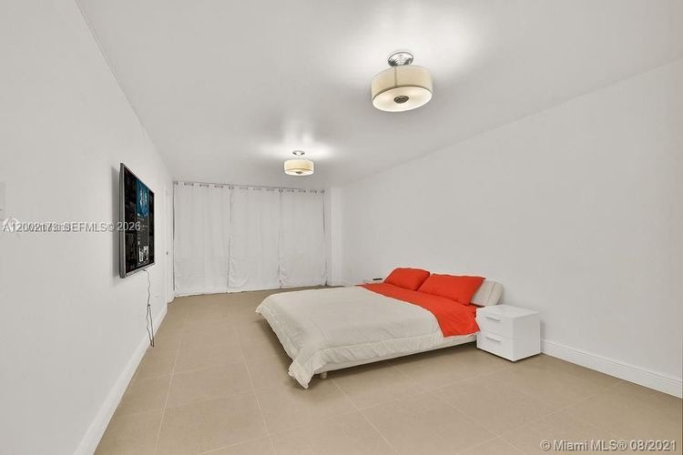 Del Prado South Tower #801 image #37