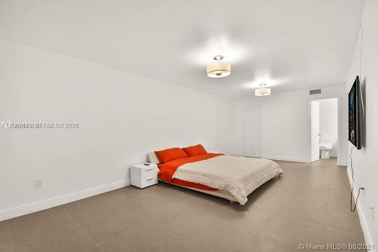 Del Prado South Tower #801 image #39