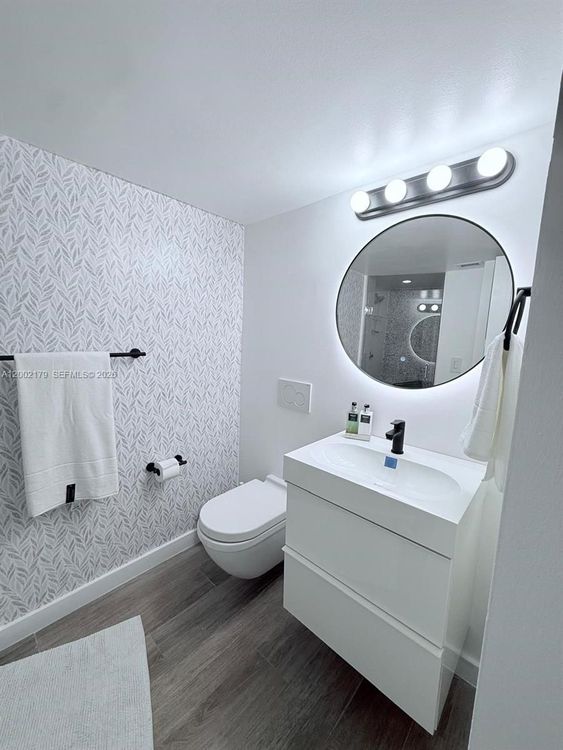 Brickell Place B #B1809 image #16