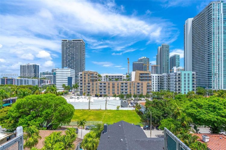 26 Edgewater #605 image #19