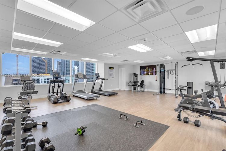 26 Edgewater #605 image #20