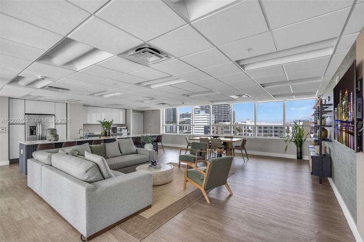 26 Edgewater #605 image #22