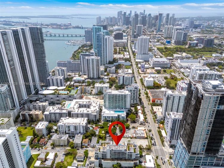 26 Edgewater #605 image #31