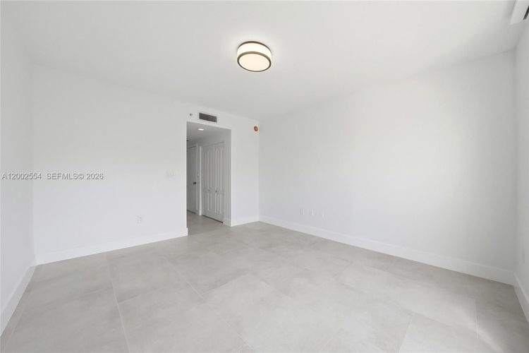 Waverly Las Olas #1401 image #18