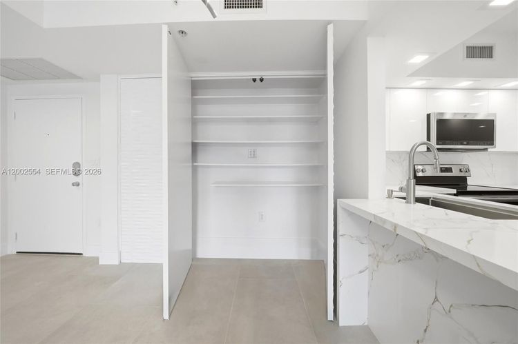 Waverly Las Olas #1401 image #7