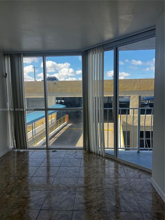 Grand View Palace #417 image #11