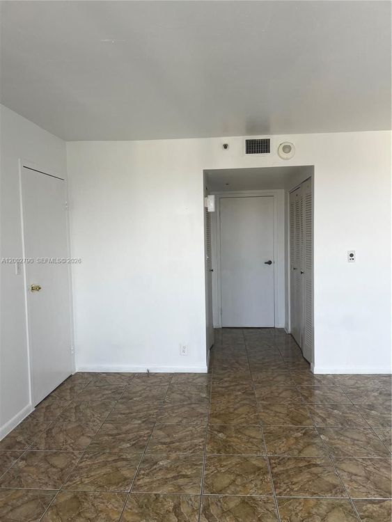 Grand View Palace #417 image #13