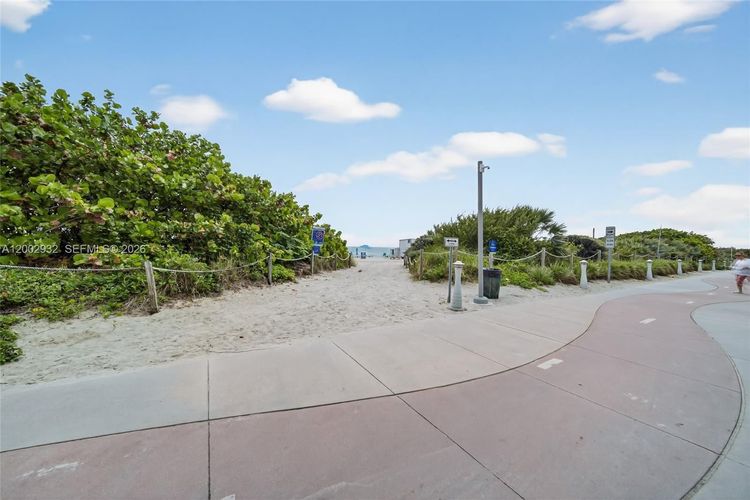 The Sterling Condo #1609 image #27