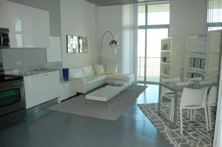 The Lofts at Hollywood Station #412 image #14