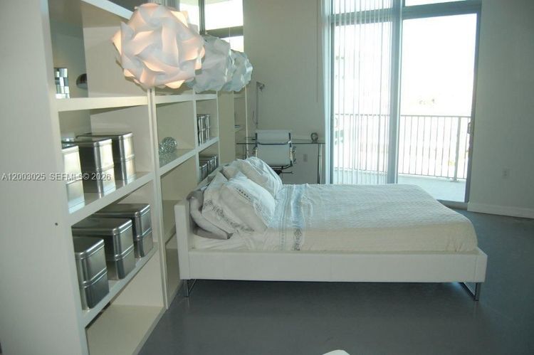 The Lofts at Hollywood Station #412 image #15