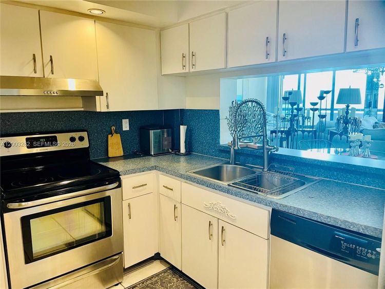 Club Atlantis #1805 image #7