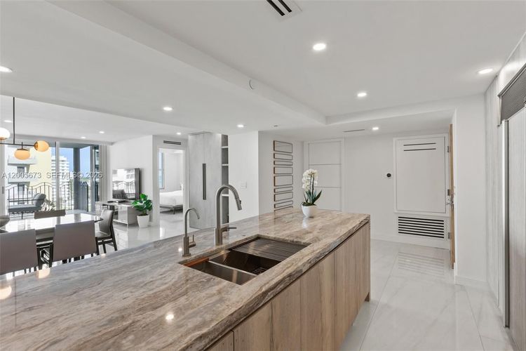 1500 Ocean Drive #1003 image #11
