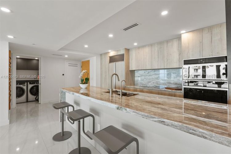 1500 Ocean Drive #1003 image #7
