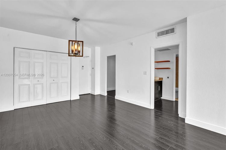Arlen House West #228 image #15