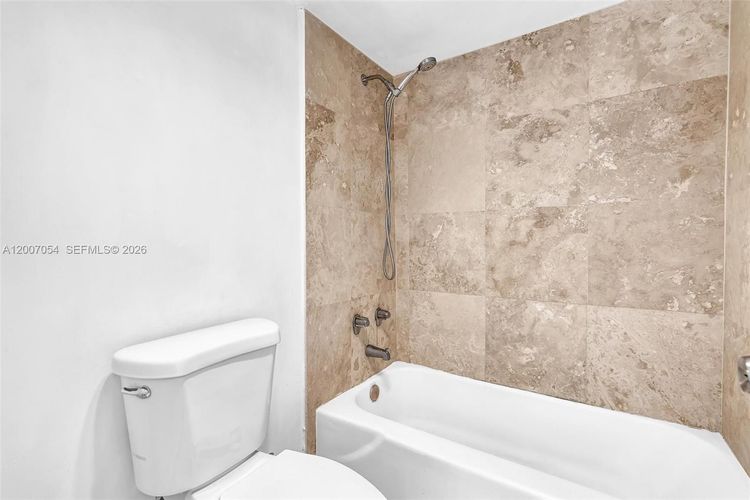 Arlen House West #228 image #23