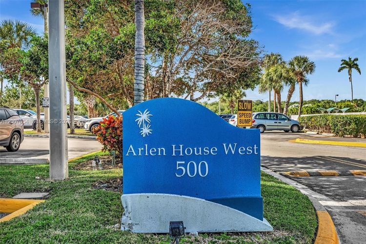 Arlen House West #228 image #40