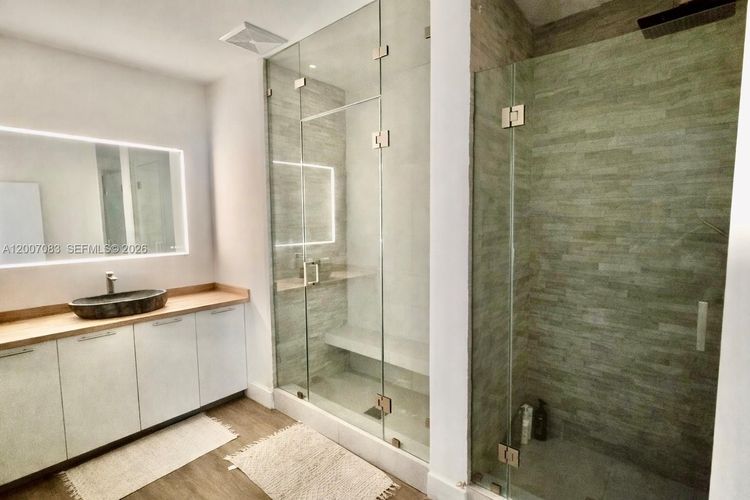 1800 Club #303 image #13