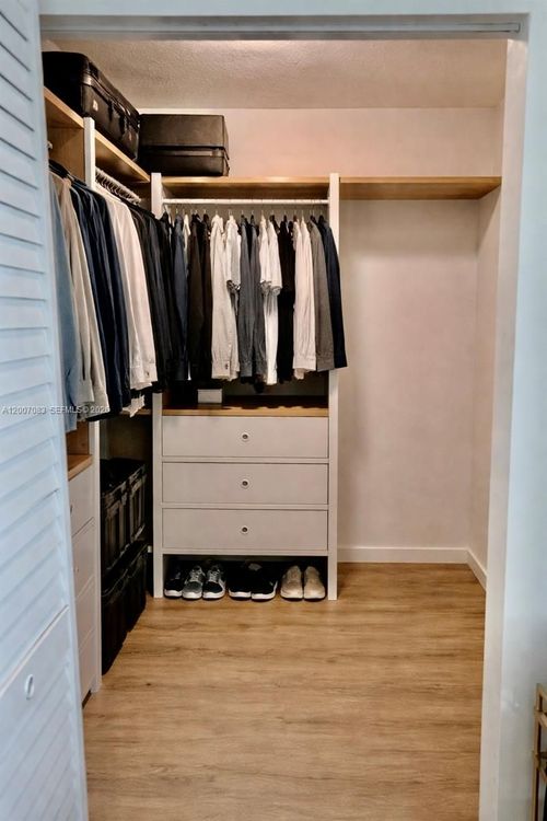 1800 Club #303 image #16