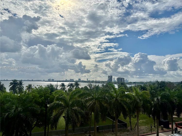 1800 Club #303 image #23