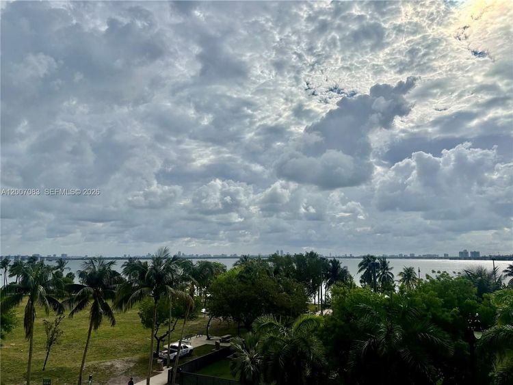 1800 Club #303 image #25