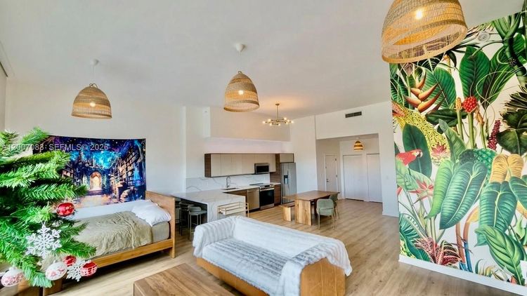 1800 Club #303 image #9