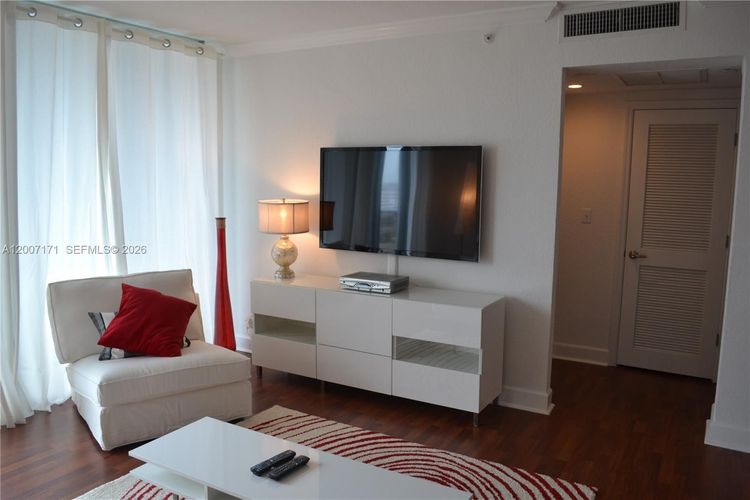 401 Blu Condo #1013 image #12