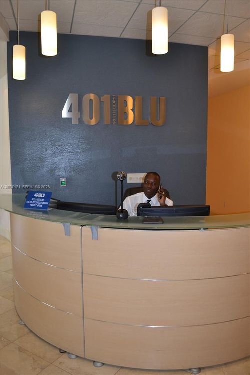 401 Blu Condo #1013 image #8