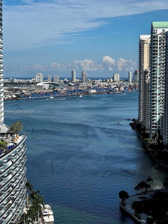 Brickell on the River North #3002 image #15
