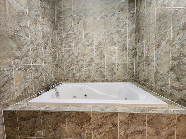 Parker Plaza Estates #2026 image #18