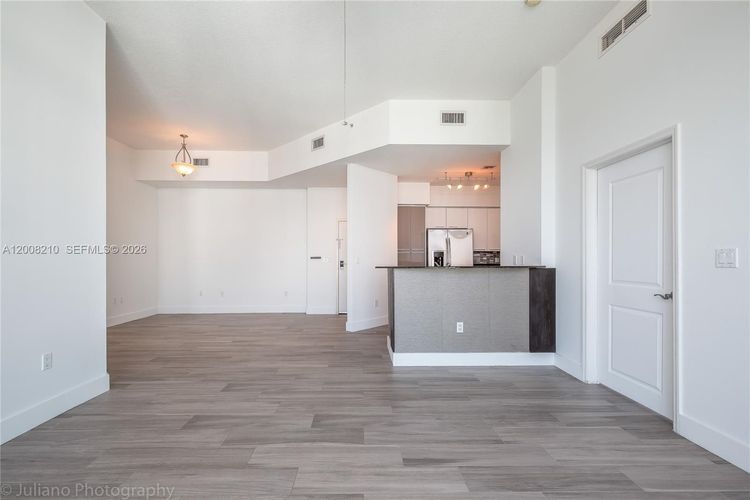360 Condo #PH23 image #13