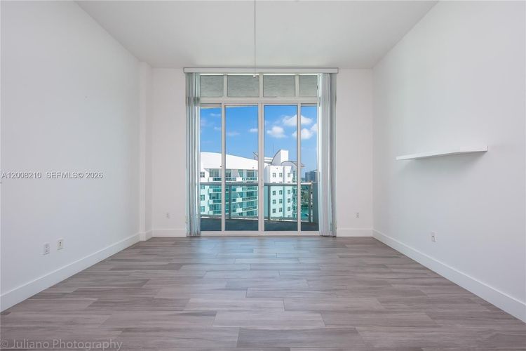 360 Condo #PH23 image #15