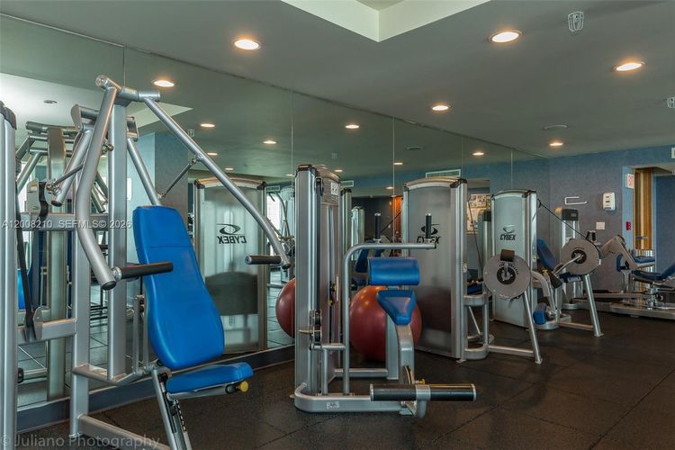 360 Condo #PH23 image #34