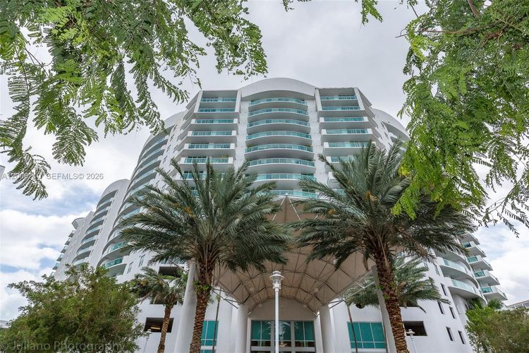 360 Condo #PH23 image #36